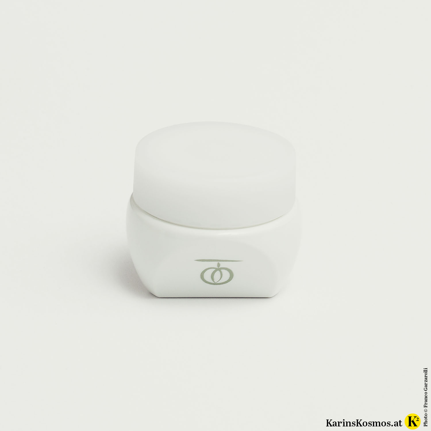 Produktabbildung einer Maske für die Augenpartie.
