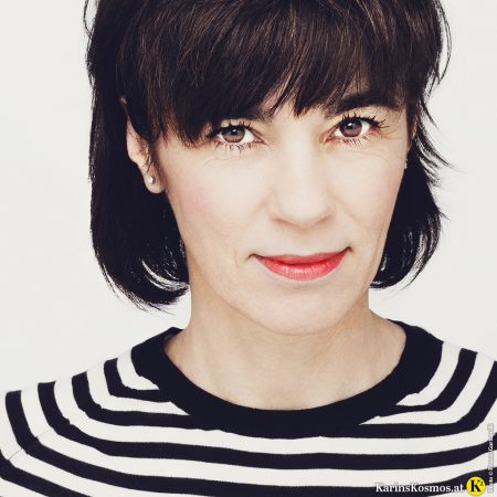 Portraitfoto von Karin Garzarolli.